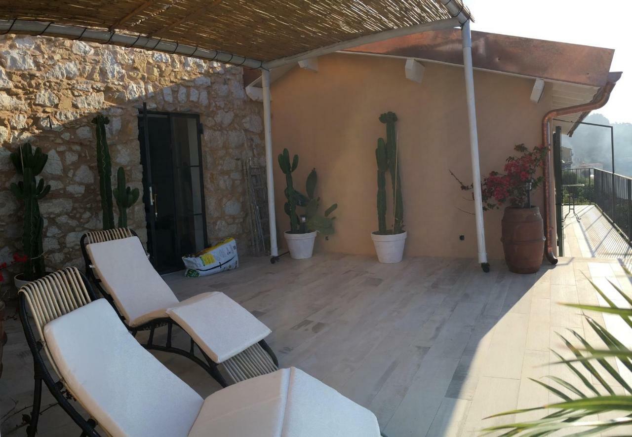 House In Grimaldi. Spectacular View Over The French Riviera! Grimaldi (Liguria) Exterior foto